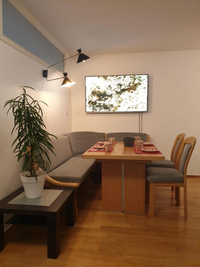 Happy Family'S Nest Apartment เมาสแตร์ ภายนอก รูปภาพ