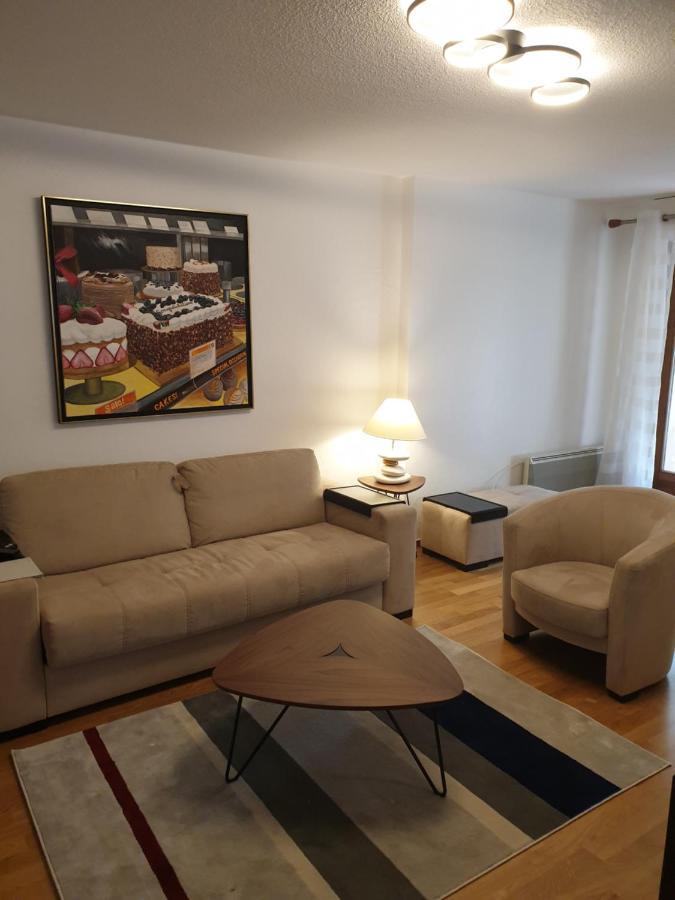 Happy Family'S Nest Apartment เมาสแตร์ ภายนอก รูปภาพ